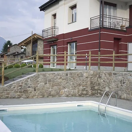 Due Laghi Διαμέρισμα Colico